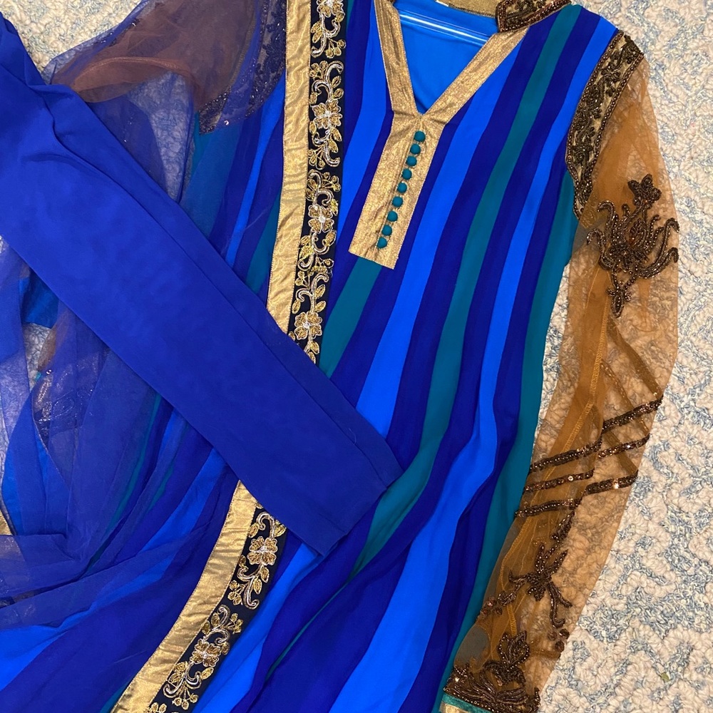NWT: Gorgeous Elegant Designer Indian Attire